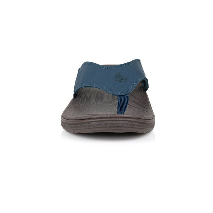 powerstep orthotic arch supporting sandals for women, navy and brown sandals, view of sandals from toe 